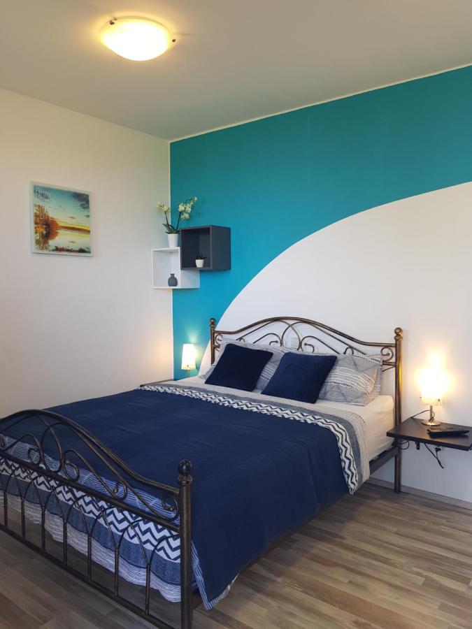 Apartment And Rooms Parus Koper Exterior foto